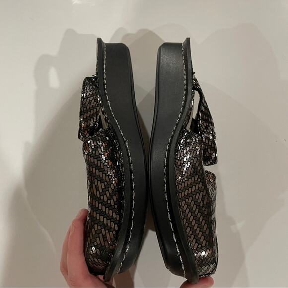 Alegria Tuscany Pewter Dazzler Metallic Mary Jane‎ Mules Size 38 - Picture 7 of 9